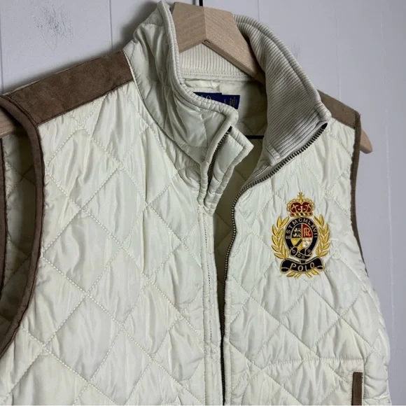 Polo by Ralph Lauren Women's Cream Quilted Vest with Crest vintage - Picture 2 of 11